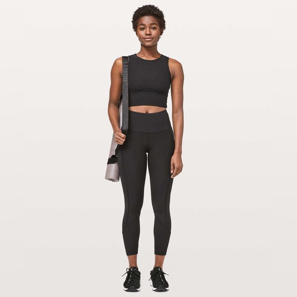 Lululemon Kick Serve Bra Size 4 - Picture 9 of 10